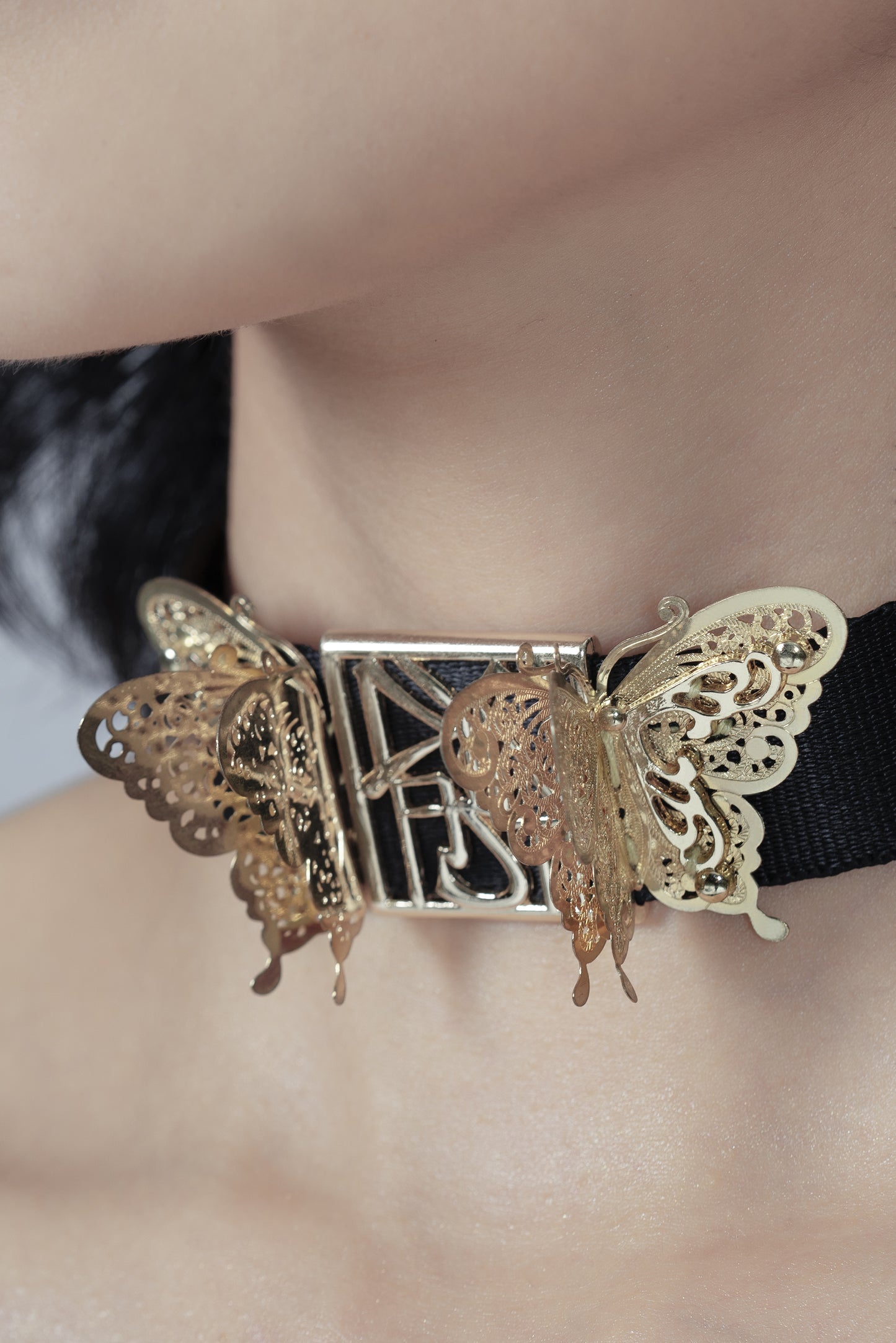 Madame Angelina 3-D Butterfly Noir Choker