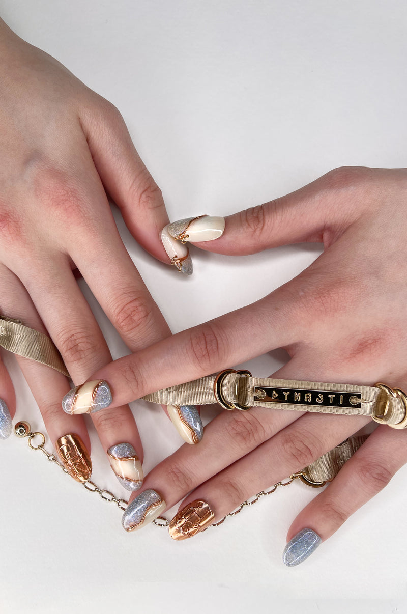 Skinny Luxe Champagne Choker + Marble Token Nails Bundle