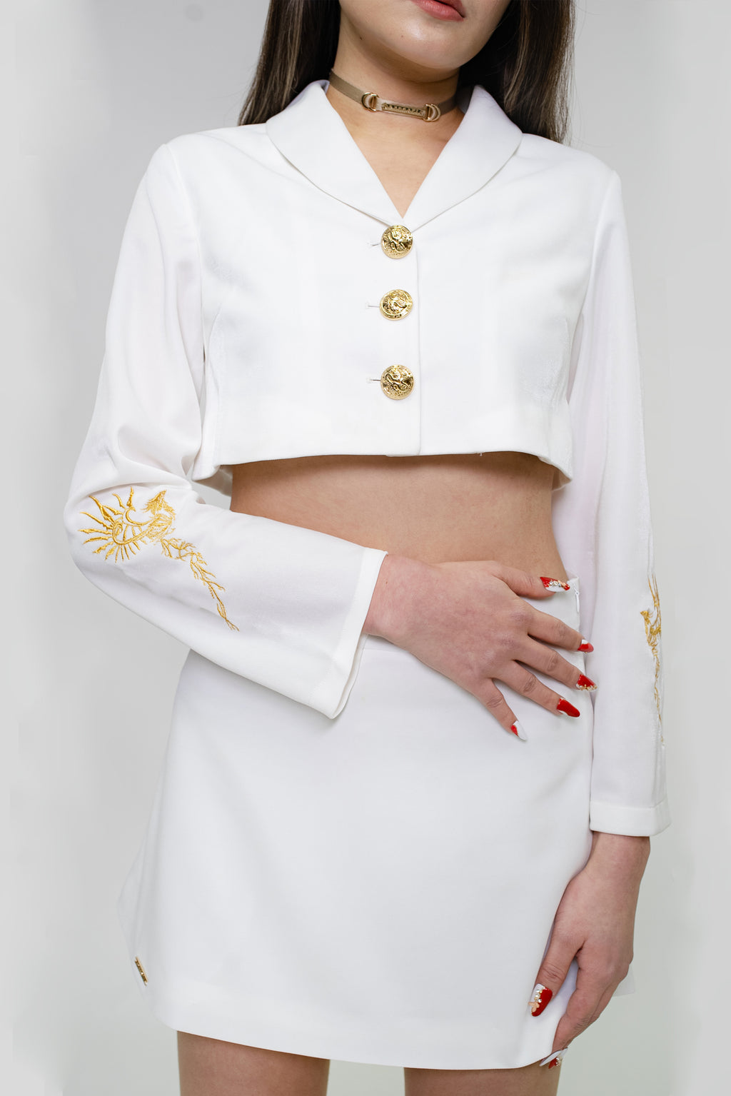 Suzaku Embroidered Wide-Sleeves Cropped Jacket