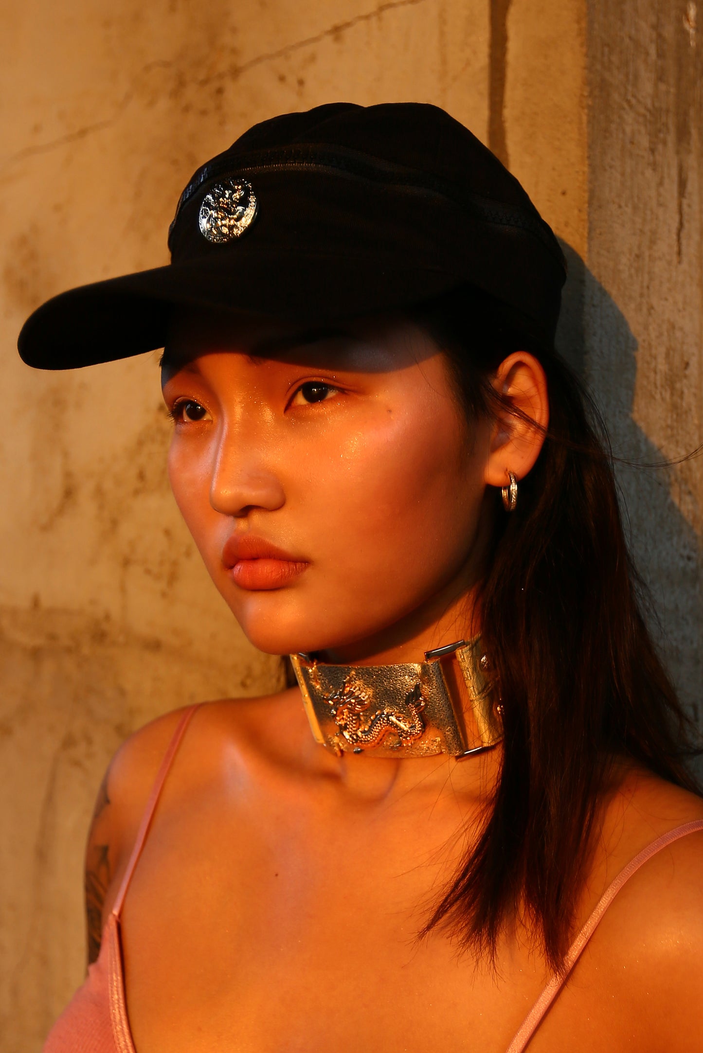 Dragon Choker in Champagne with Dynasti Logo Straps