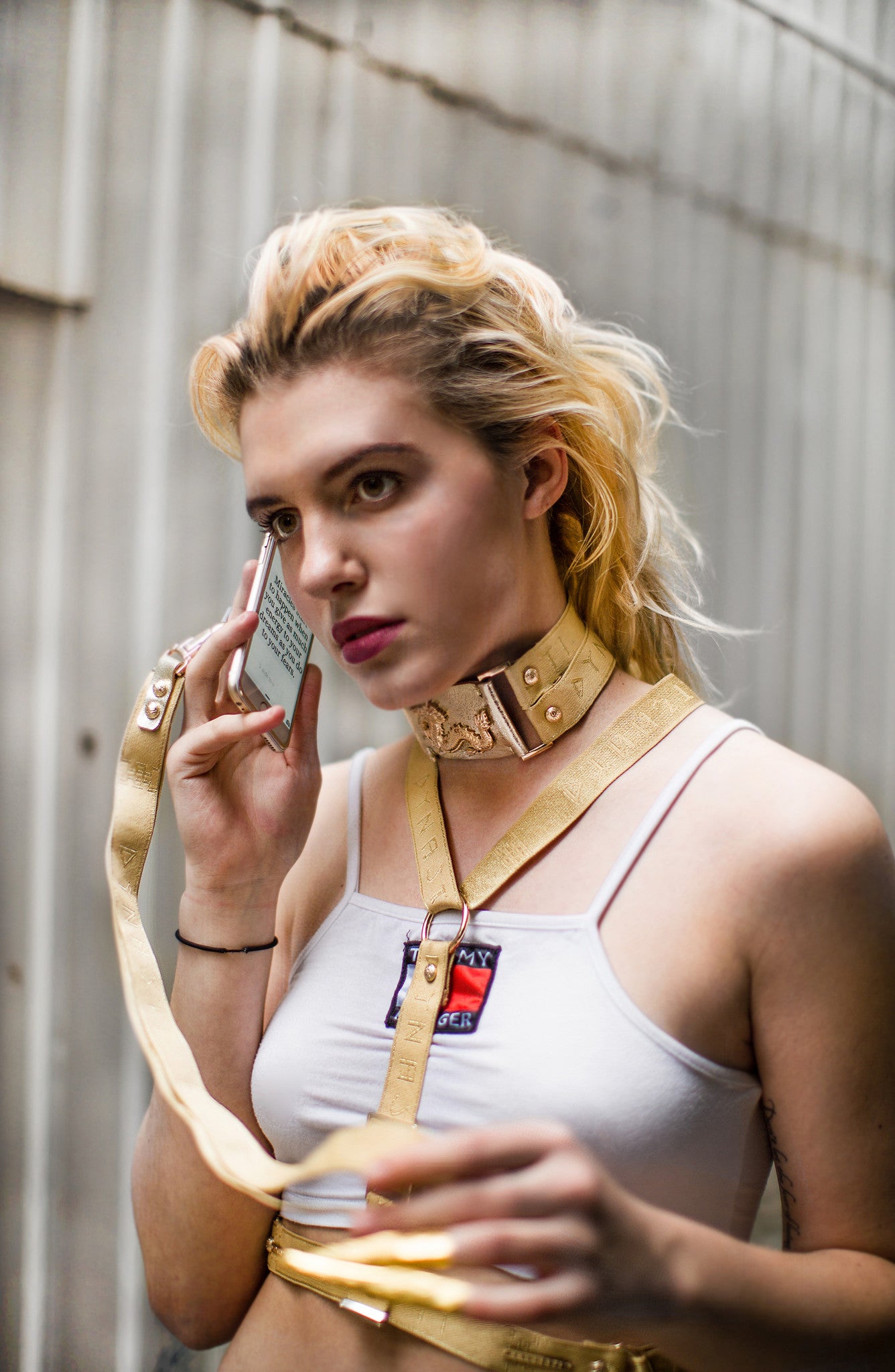 Dragon Choker in Champagne with Dynasti Logo Straps